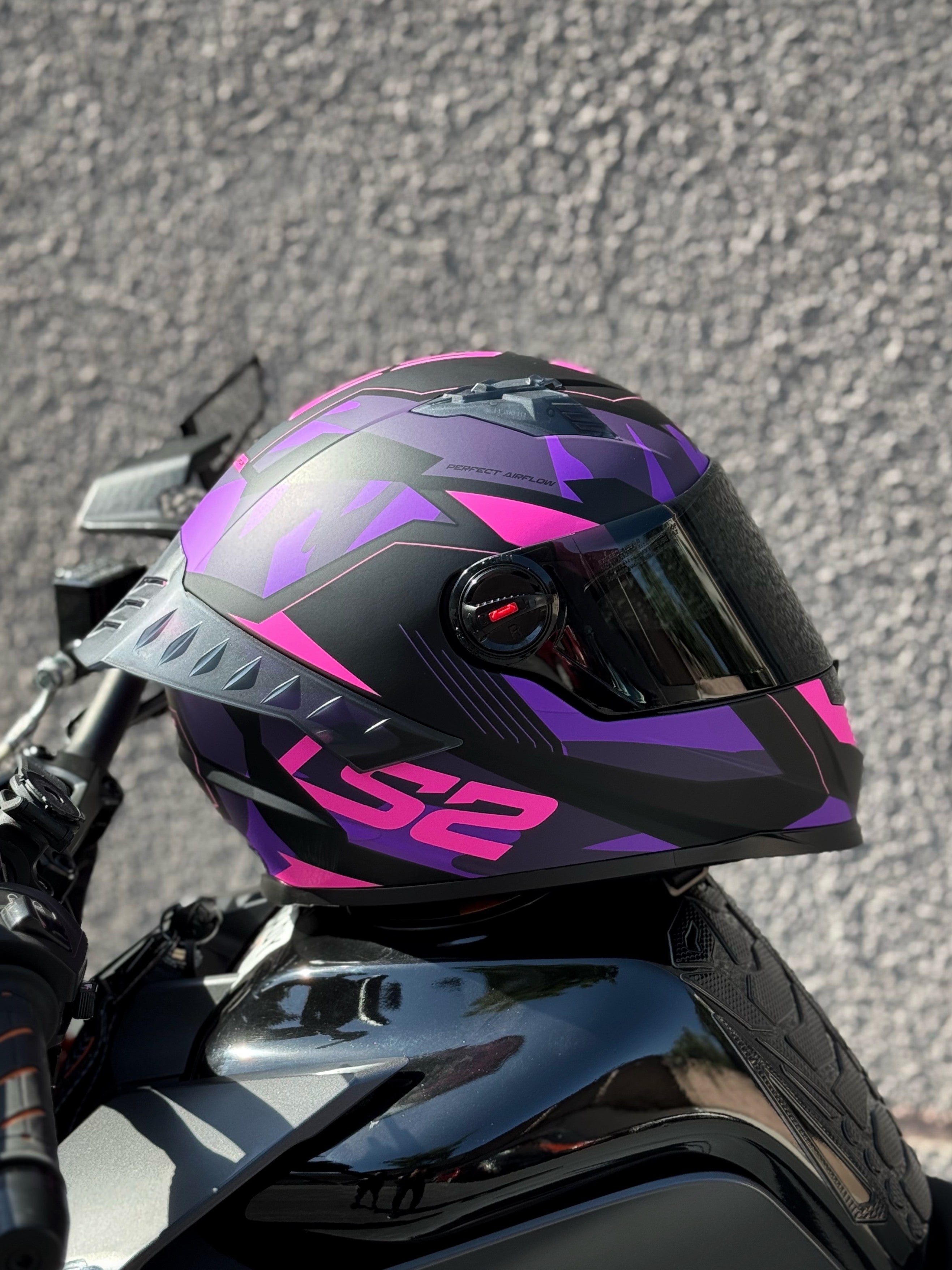 LS2 Cosmos Tank Camox - Ecer22.06 (+Mica Negra)