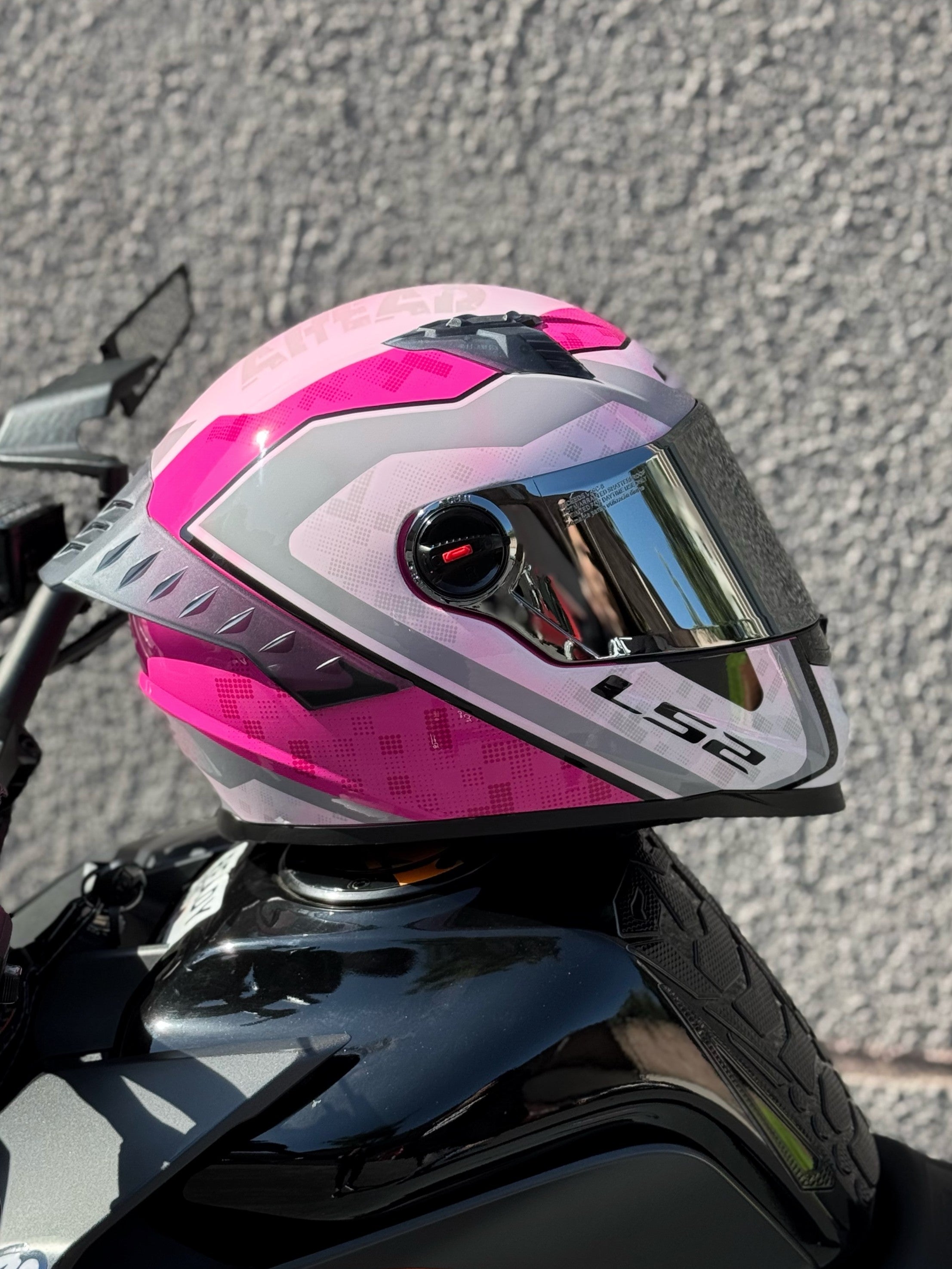 LS2 Cosmos Srtike Rosa Gris - Ecer22.06 (+Mica Espejo)