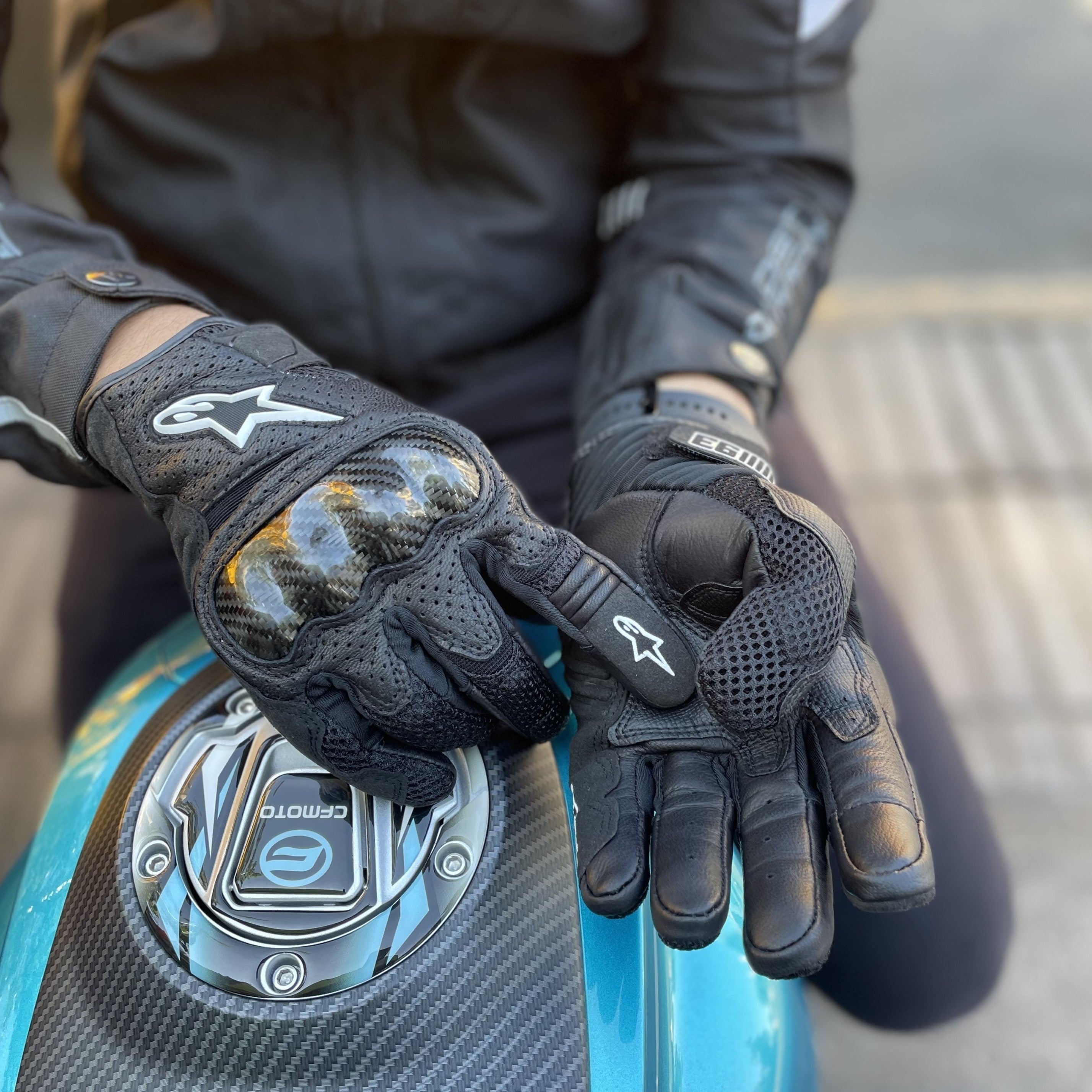 AlpineStars (black) - Guantes de Motociclista