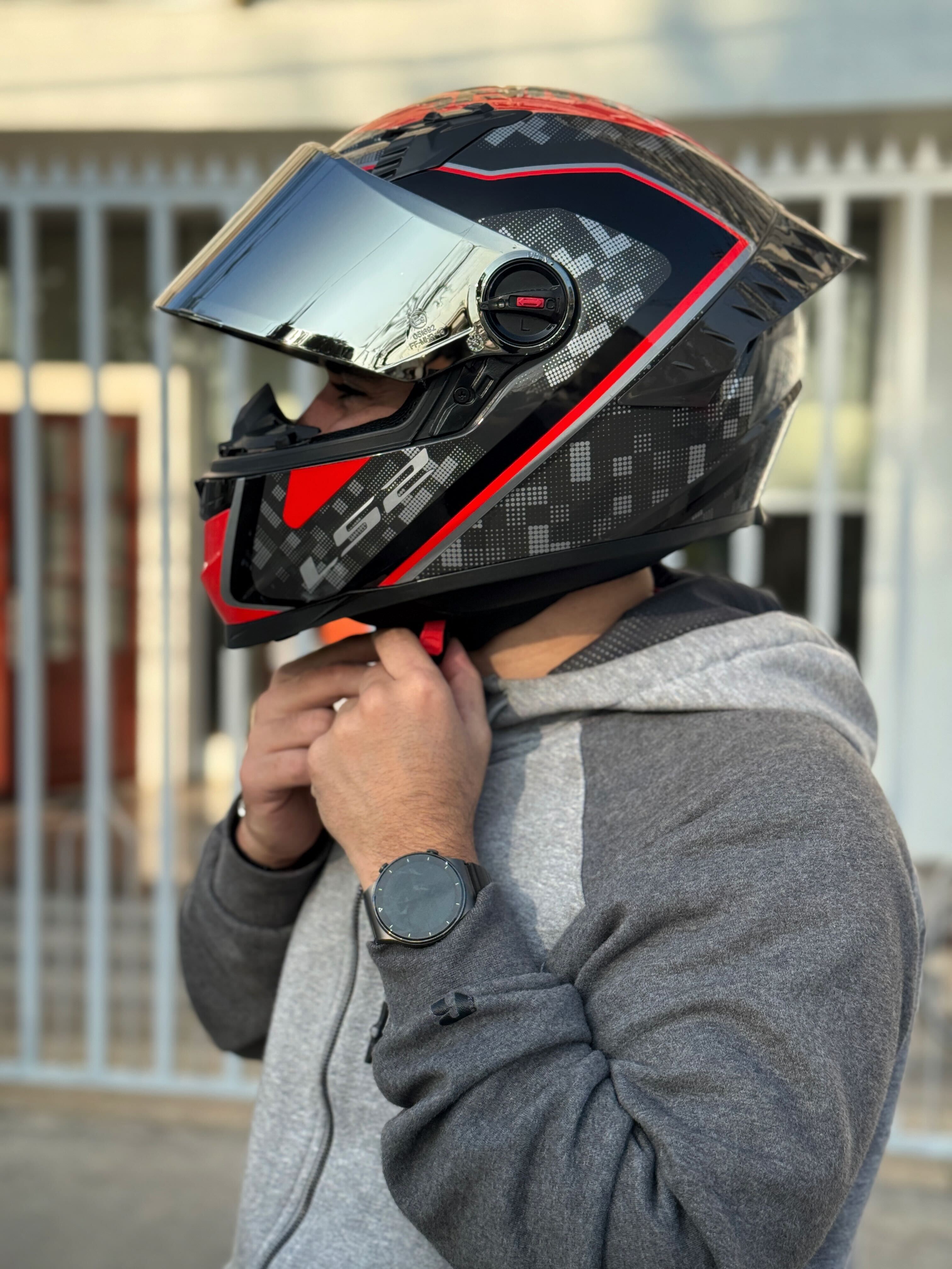 LS2 Cosmos Strike Gris Rojo- Ecer22.06 (+Mica Espejo)