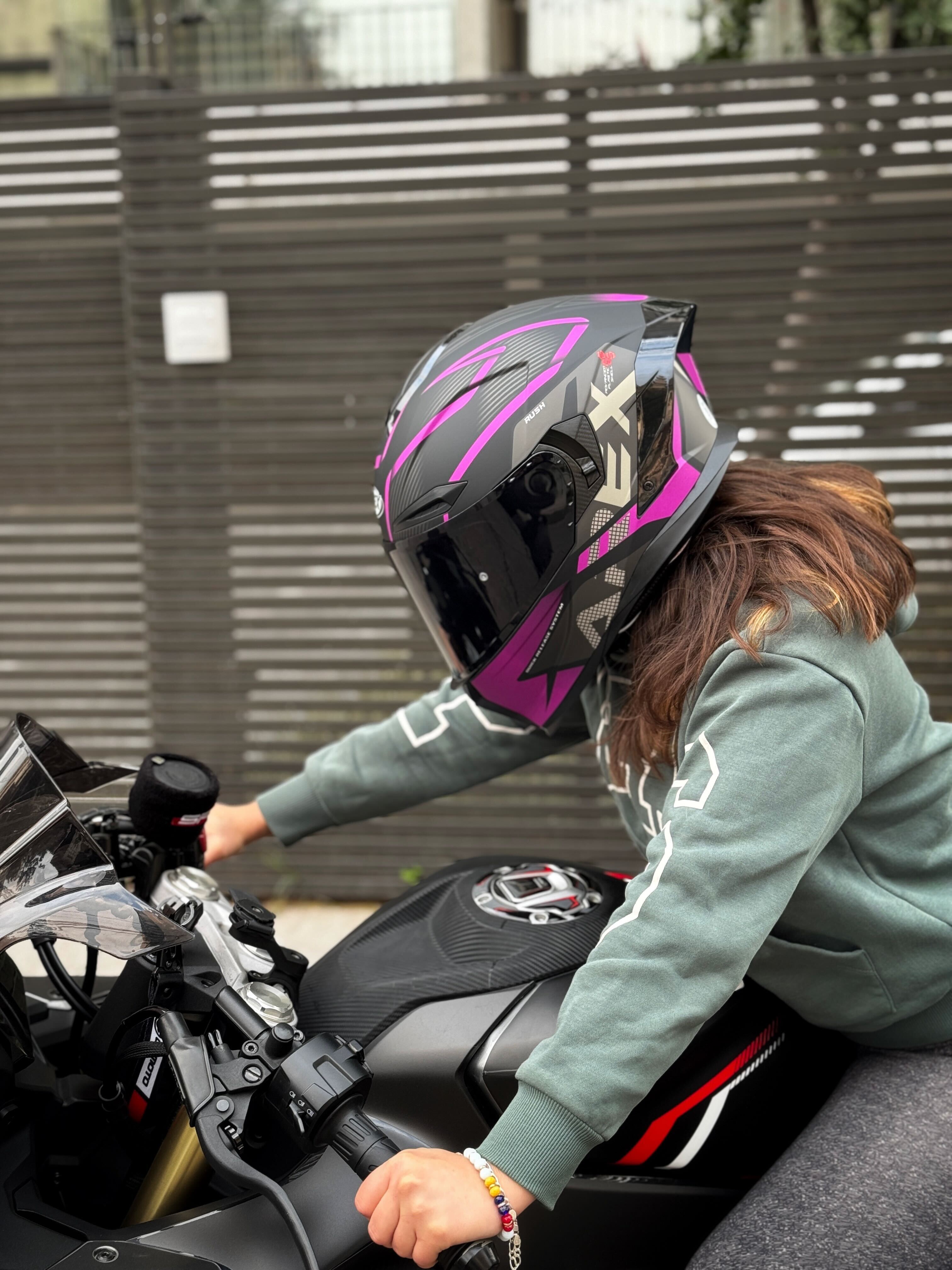 Arex Rush Mate Fucsia - DOT (+Mica Negra)